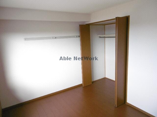 物件内観写真12　(洋室６帖)