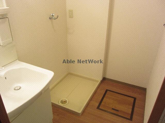 物件内観写真9　(洗面脱衣所)