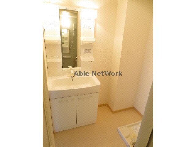 物件内観写真11　(洗面脱衣所)