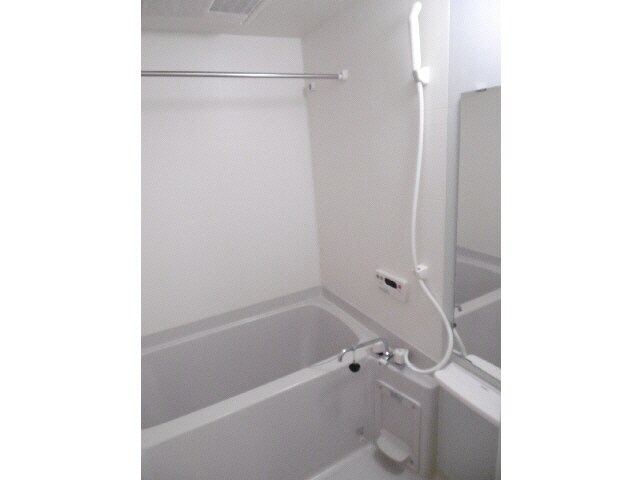 物件内観写真8　(浴室)