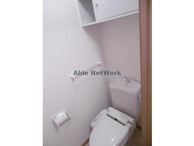 物件内観写真8　(トイレ)