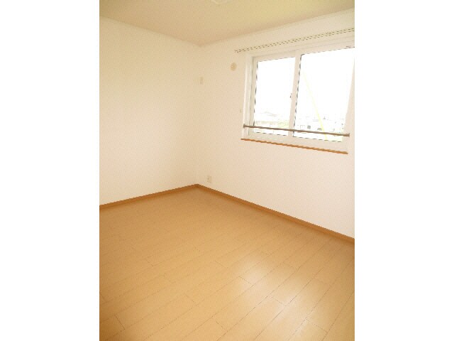 物件内観写真11　(洋室)