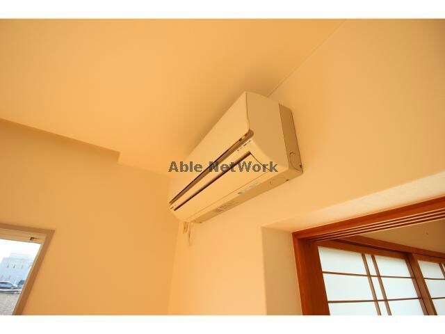 物件内観写真10　(リビング)