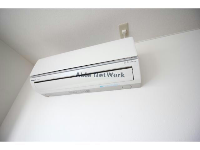 物件内観写真14　(洋室)