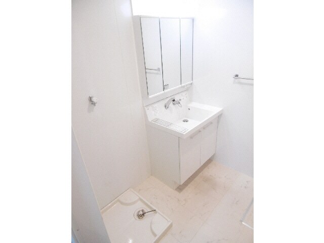 物件内観写真7　(洗面脱衣所)