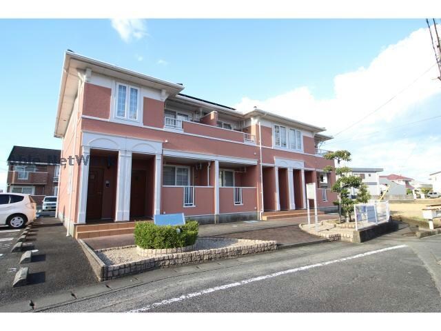 物件外観写真1　(A棟)