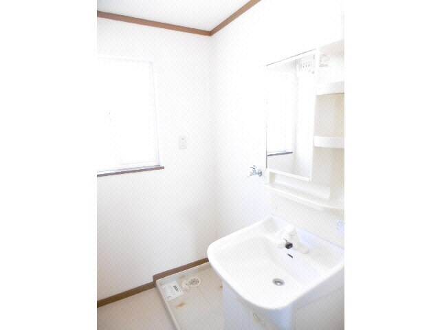 物件内観写真11　(洗面脱衣所)