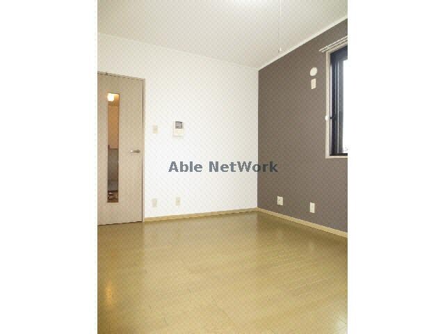 物件内観写真11　(洋室)