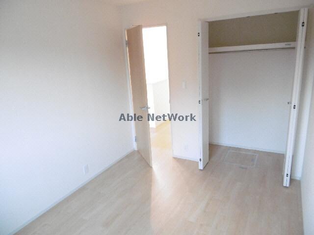 物件内観写真11　(洋室)