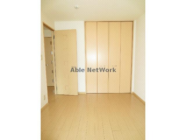 物件内観写真10　(洋室)