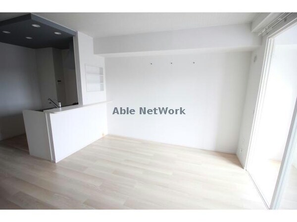 居室(同間取り（103）)