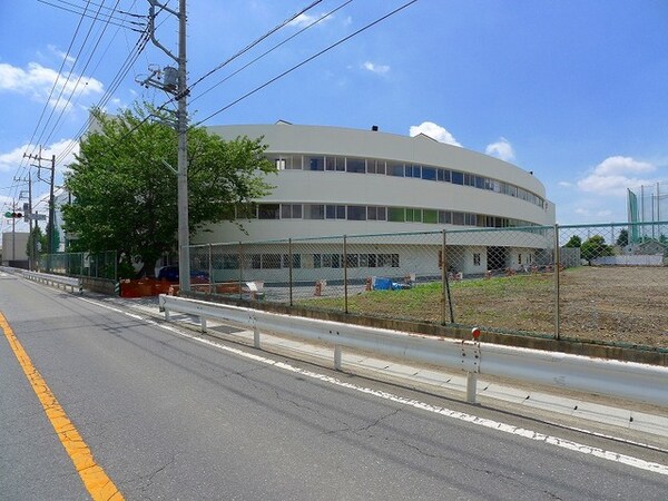 その他(沢野小学校まで600m)