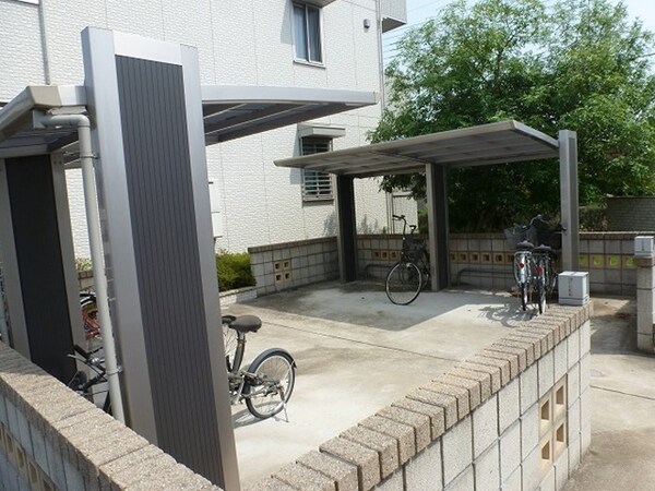 その他共有部分(駐輪場)