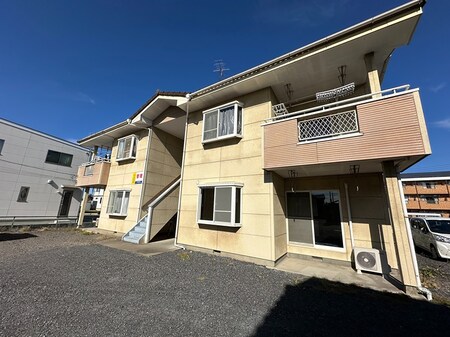 ハイツSTU外観写真