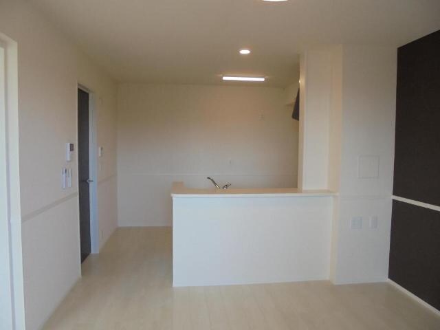 物件内観写真6　(リビング)