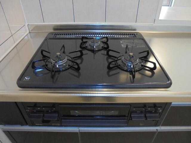 物件内観写真20　(３口コンロ)