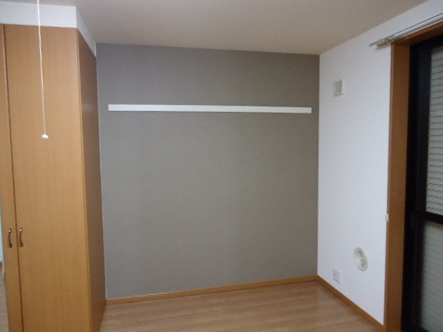 物件内観写真15　(洋室（ハンガーモール）)