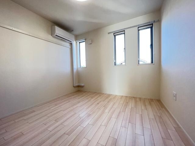 物件内観写真11　(リビング（イメージ）)