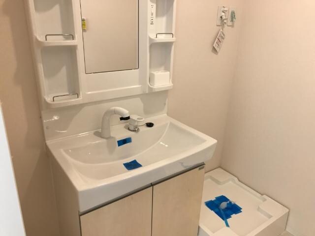 物件内観写真13　(洗髪洗面化粧台)