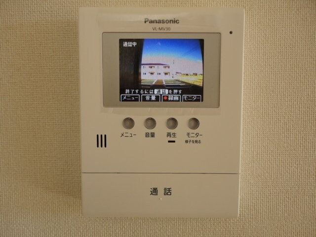 物件内観写真14　(カメラ付インターホン)