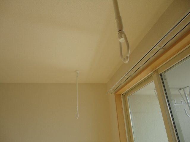 物件内観写真23　(室内物干)