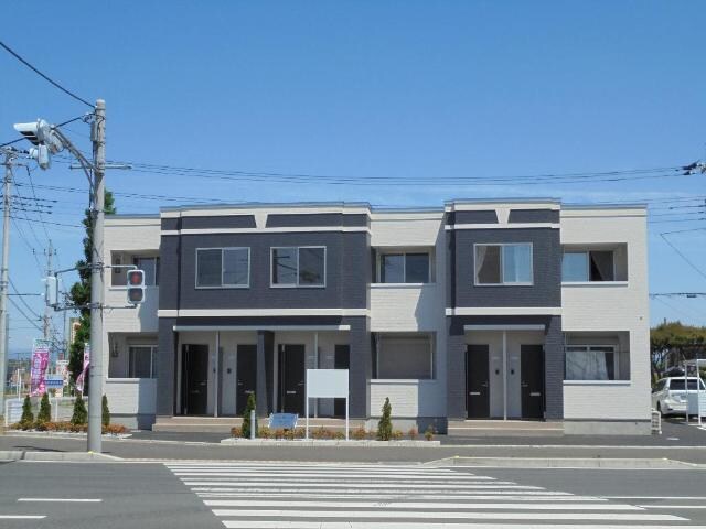 物件外観写真1　(外観写真（昼）)