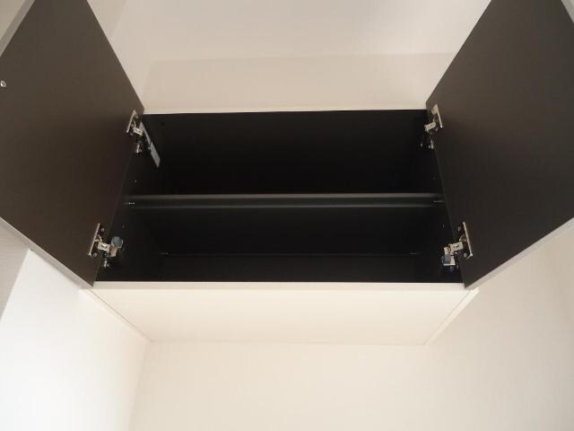 物件内観写真18　(収納)