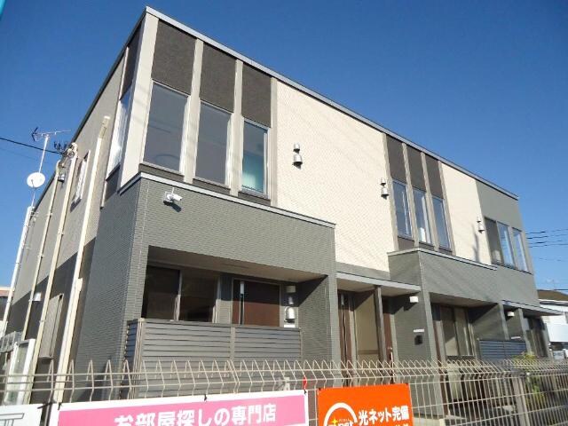 物件外観写真1　(外観写真（昼）)