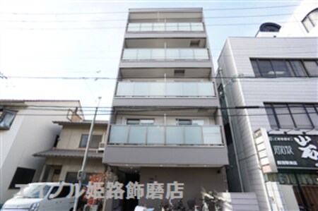 リベルテ姫路駅前外観写真
