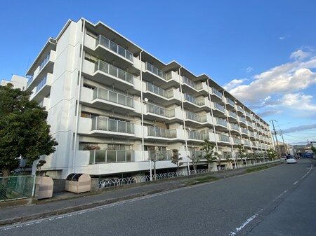 第8恵美酒マンション外観写真