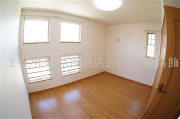 居室・リビング(写真は反転のお部屋です)