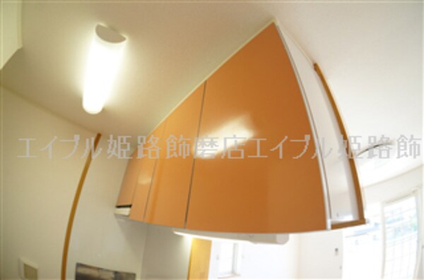 収納(写真は反転のお部屋です)