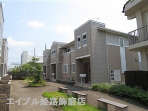 ステラ　コート２番館外観写真