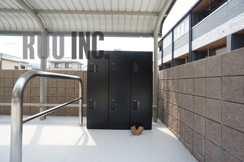 物件内観写真8　(宅配ボックスです)