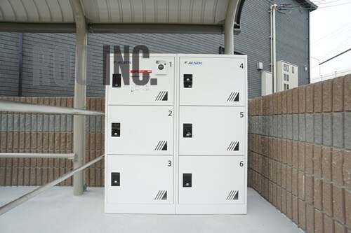 物件内観写真8　(宅配ボックスもついてます)