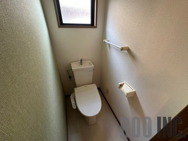 トイレ(写真は反転のお部屋です)
