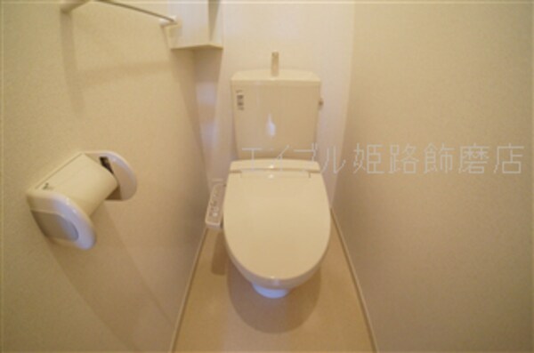 トイレ(写真は反転のお部屋です)