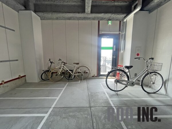 駐車場(９階に駐輪場です。)