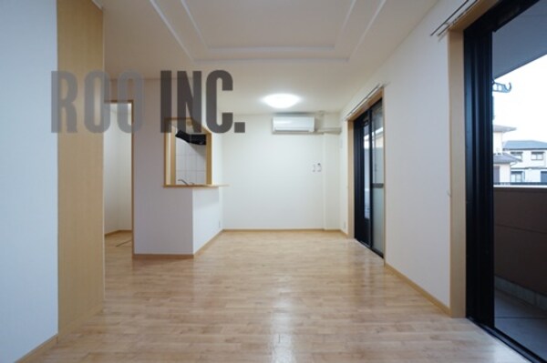 居室・リビング(写真は反転のお部屋です)