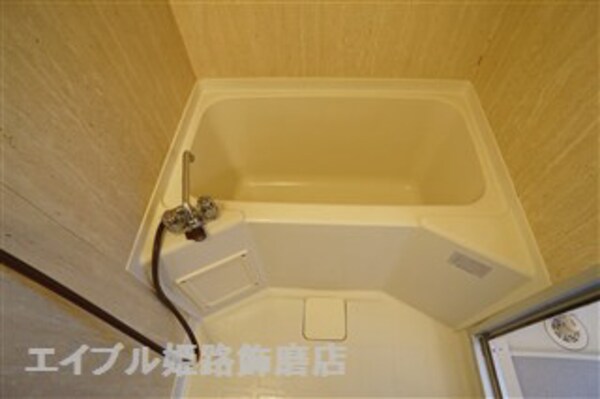 バス・シャワールーム(写真は反転のお部屋です)