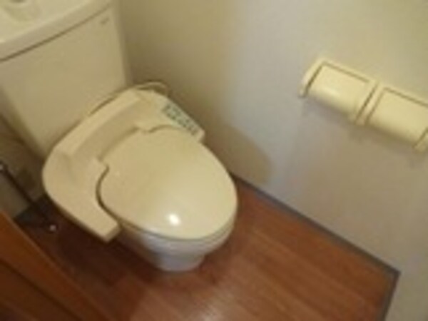 トイレ(写真は反転のお部屋です)
