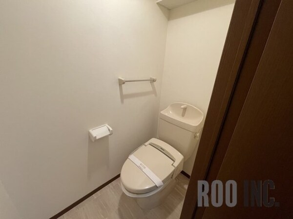 トイレ(写真は反転のお部屋です)