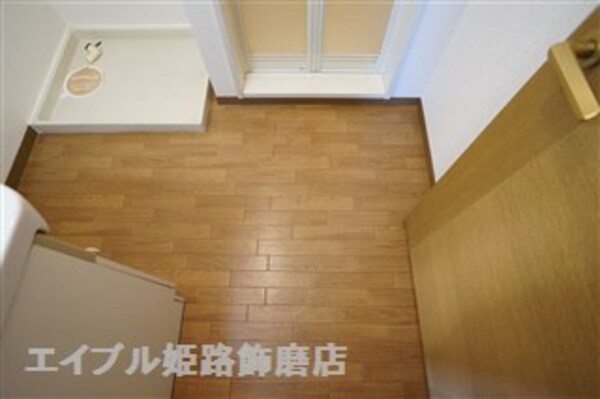 洗面設備(写真は反転のお部屋です)