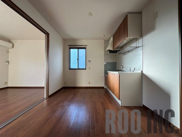 物件内観写真22　(写真は反転のお部屋です)