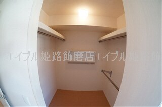 物件内観写真10　(写真は反転のお部屋です)