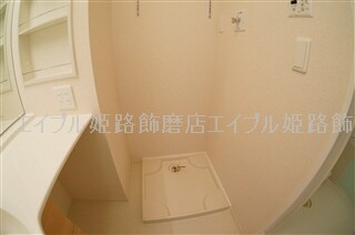 物件内観写真15　(写真は反転のお部屋です)