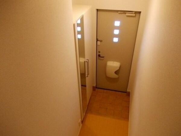 その他(写真は反転のお部屋です)