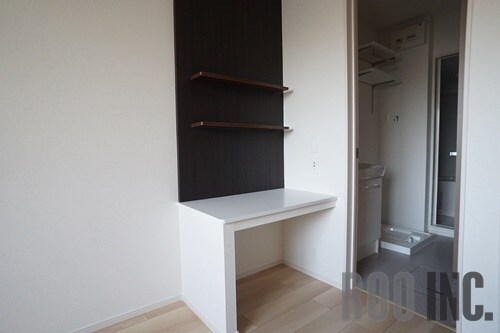 物件内観写真21　(写真は反転のお部屋です)