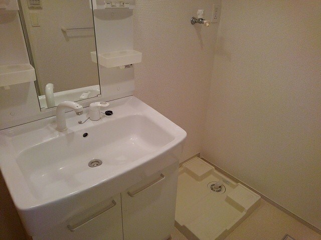 物件内観写真9　(写真は反転のお部屋です)