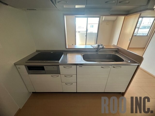 物件内観写真10　(写真は反転のお部屋です)